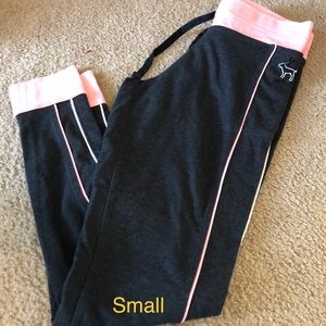 VS Pink Leggings